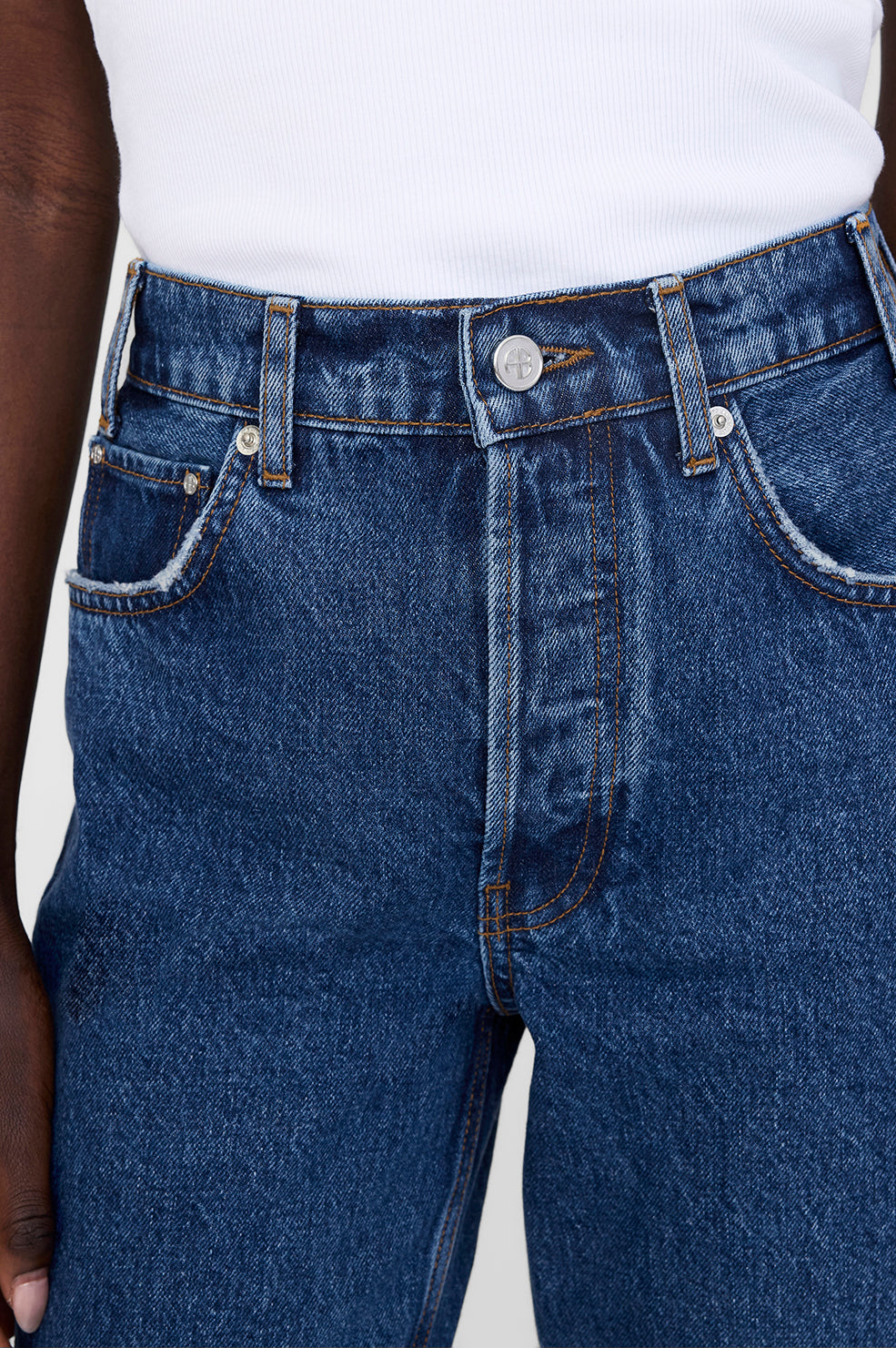 ANINE BING Roy Jean 31" - Clean Indigo Denim - On Model Front Detail